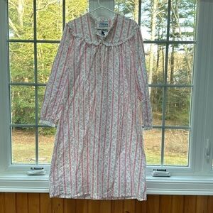 Lanz of Salzburg Vintage Cotton Flannel Nightgown NWT size L